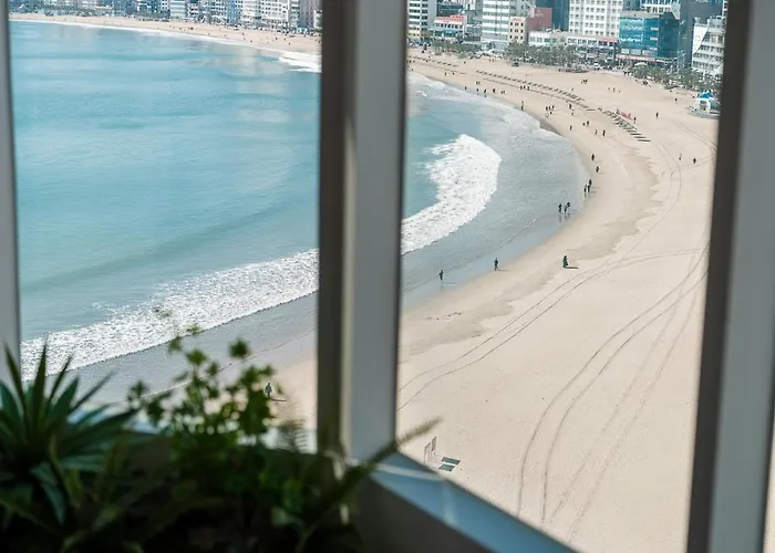 Meomulda Ga Gwangan Poolvilla